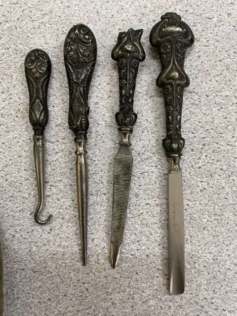 LOT OF HALLMARKED OLD SILVER ITEMS