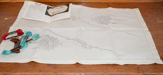 embroidery tray cloth