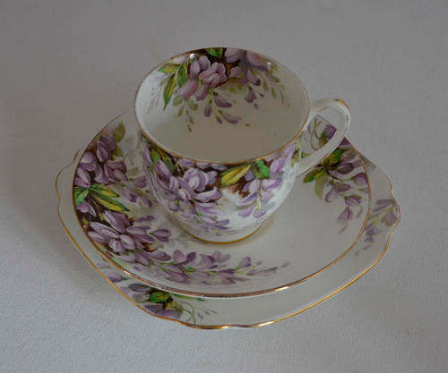Royal standard "Wistaria" trio bone china