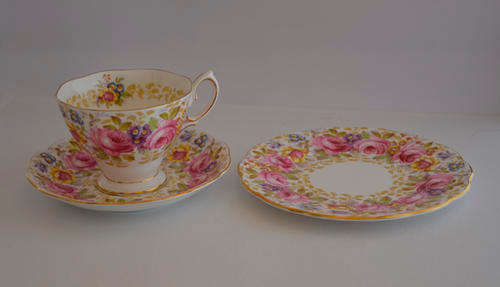 Royal Albert "Serena" trio