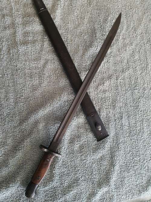 Antique British Pattern 1907 Sword Bayonet by Sanderson with Scabbard, made in April 1916