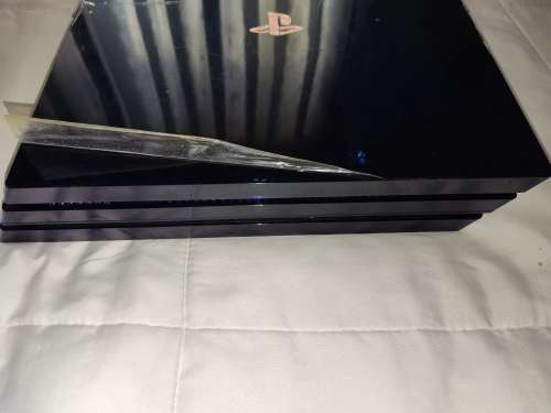 Playstation 4 Pro 500 Million Edition - 2TB