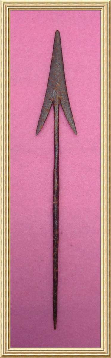 Vintage Iron Arrow Head from Blisful