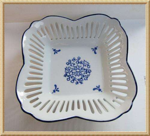 For the lovers of Blue & White - Pierced Sweet Dish from Blisful