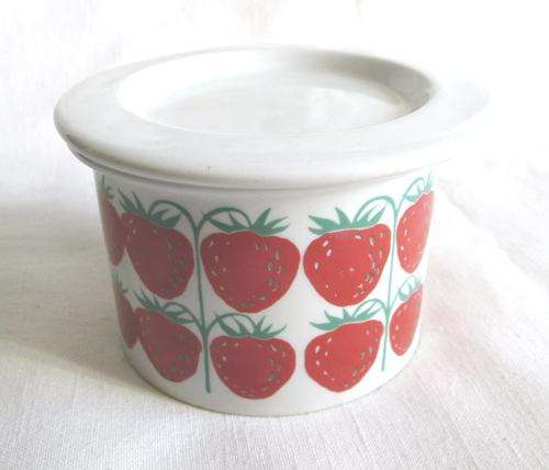 Vintage 1960's Arabia Lidded Jam Pot from Blisful