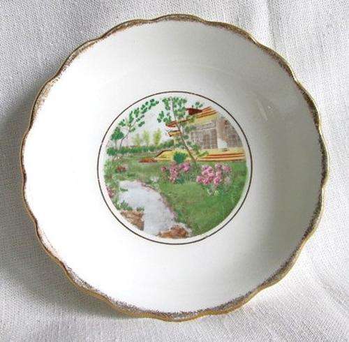 Vintage English Derry & Toms Roof Garden Wall Plate from Blisful