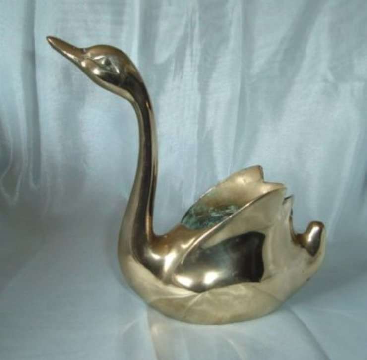 SOLID BRASS SWAN HOLDER from BLISFUL
