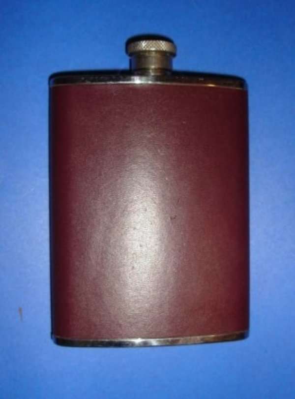 LEATHER COVERED HIP FLASK froM BLISFUL