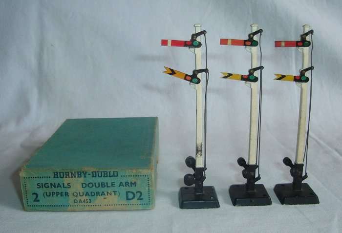 VINTAGE BOXED HORNBY DUBLO DOUBLE ARM SIGNALS from BLISFUL