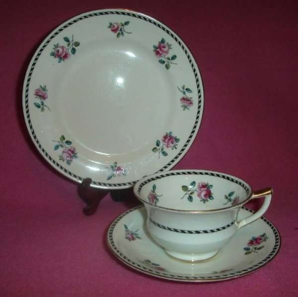 c1905 AYNSLEY " PINK ROSE " TRIO from BLISFUL