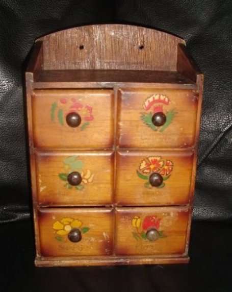 VINTAGE MINI WOODEN SEWING CHEST from BLISFUL