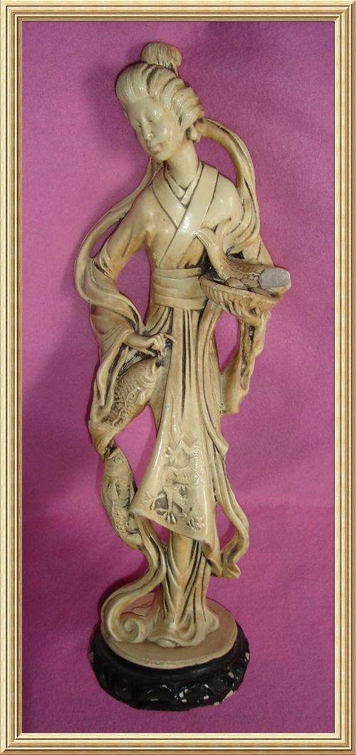 Oriental Geisha Fishmonger Sculpture from Blisful