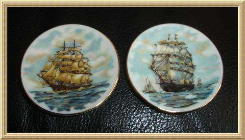 Pair of mini porcelain " Vessels " plated from Blisful
