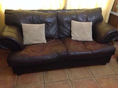 Leather 2 Seater Comfortable Couch