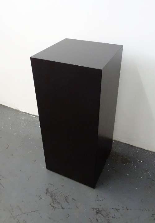 DISPLAY PLINTH / BASE / PEDESTAL