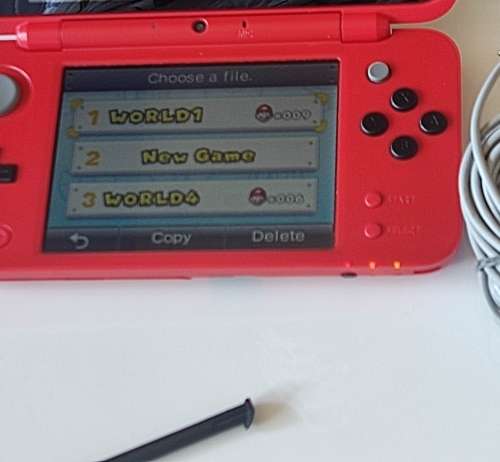 `New` Nintendo 2ds xl console Poké Ball Edition +box