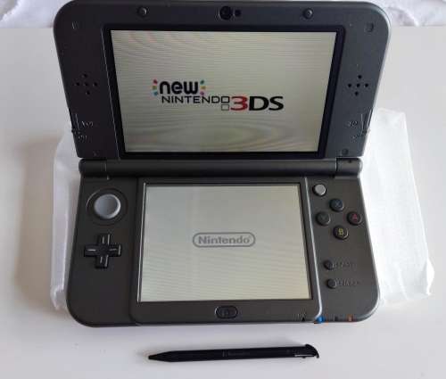 New `New` Nintendo 3ds XL console boxed eurpean region