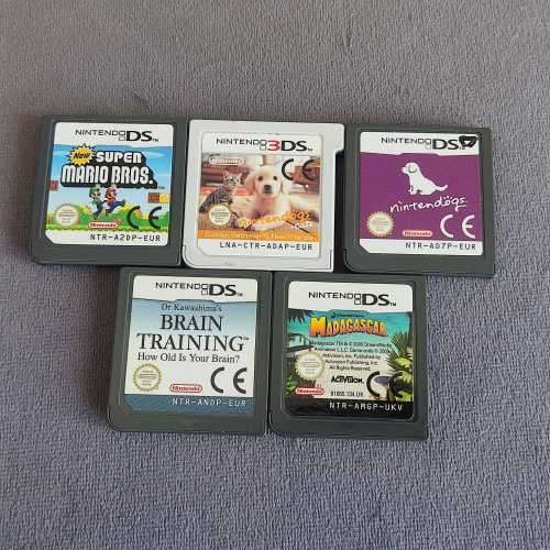 Nintendo 2DS Console & Games