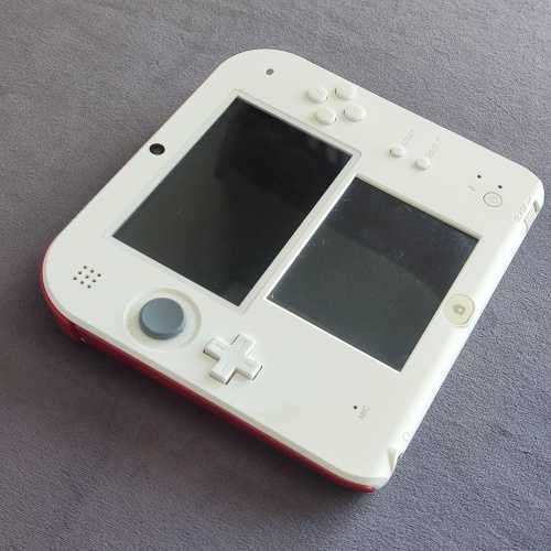 Nintendo 2DS Console & Games