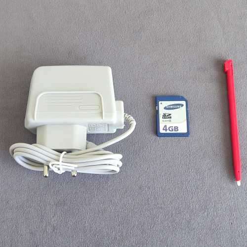 Nintendo 2DS Console & Games