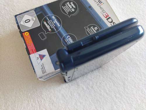 "New" Nintendo 3ds XL console with box /Steel Blue