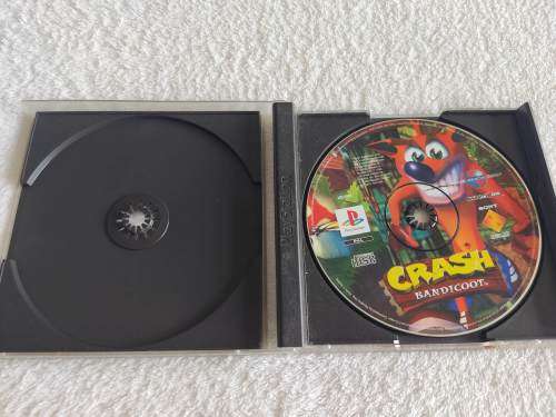 Crash Bandicoot playstation 1 PAL region