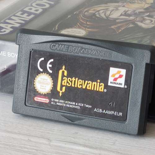 Gameboy Advance sp game Castlevania Circle of the Moon