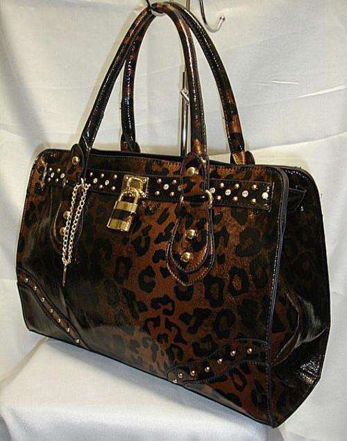 Handbag with Bronze Leopard Print