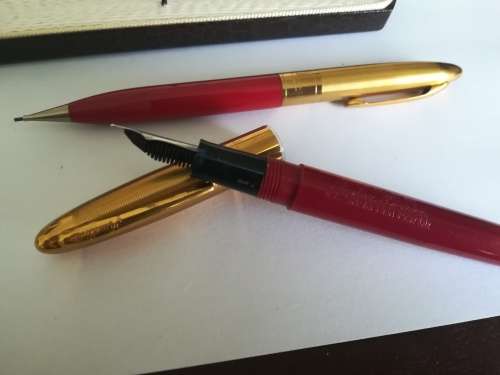 Sheaffer Fineline Fountain pen and pencil set in box