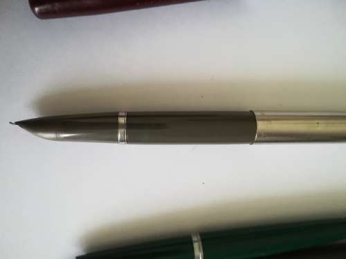 Crazy R1 Fountain Pen Lot Parkers