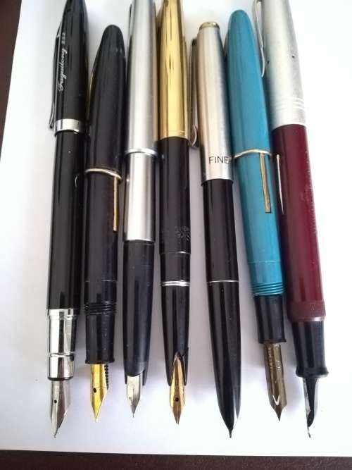 Crazy R1 Fountain Pen Lot Parkers