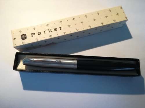 Parker 21 Fountain Pen in Box