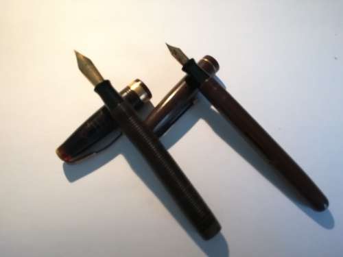 14K Solid Gold Crazy R1 Waterman Fountain pens