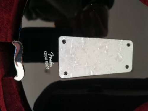 Fender FV Electric Vioin with Case and other extras