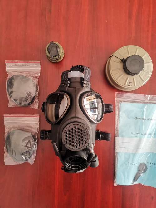 Swiss Military Gas Mask - Full Set