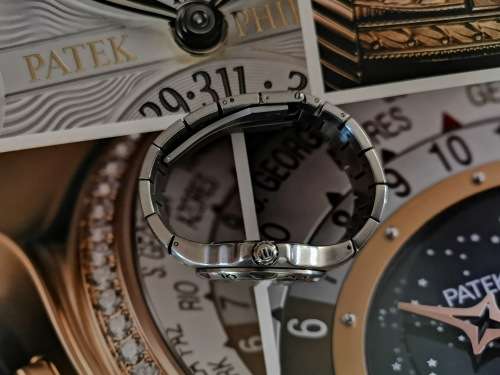 Tag Heuer Professional 200m