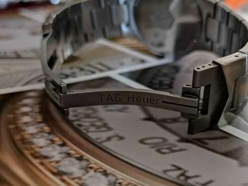 Tag Heuer Professional 200m