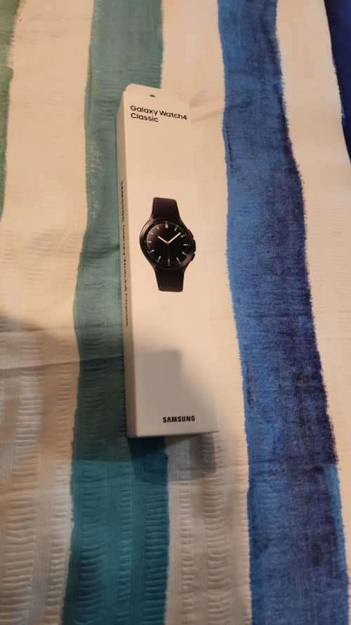 *Samsung Galaxy Watch 4 Classic*