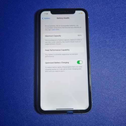 iPhone XR - 3 months warranty