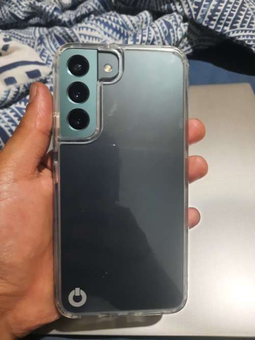 Samsung S22 - 256gb. BRAND NEW !