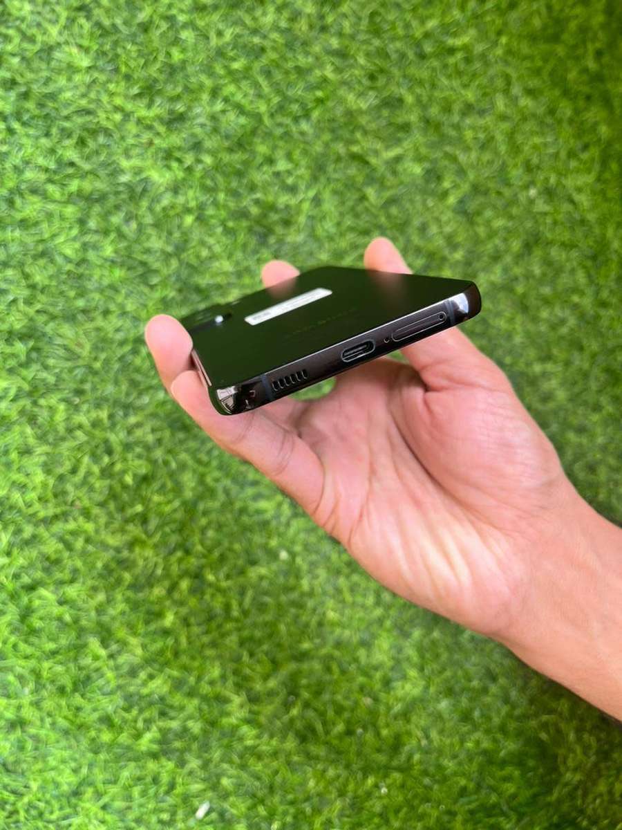 Samsung Galaxy S22 Plus 256GB Dual Sim