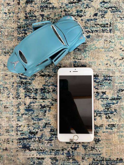 iPhone 6s  64gb