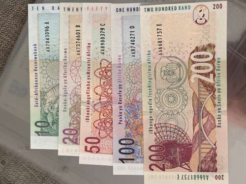 Gill Marcus 1sr Issue Unc AA Set