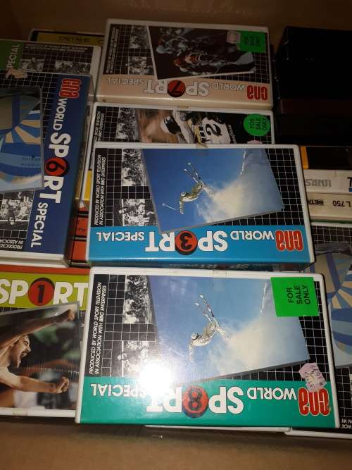 Sanyo VTC-M40SA Betahi-fi Recorder and tapes