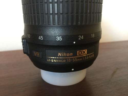 Nikon DX AF-S Nikkor 18-55mm zoom lens
