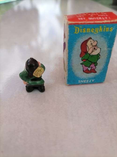 Disney Disneykins SNEEZY - 1961 by Marx Toys - Hand Painted - Highly Collectable - ORIGINAL BOX