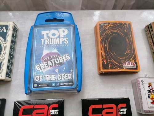 TRADING CARDS - TRUMP CARDS - NBA CARDS 1980-1990