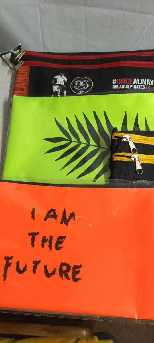 Zipper Pencil Pouches (Lot of 12 new pouches)