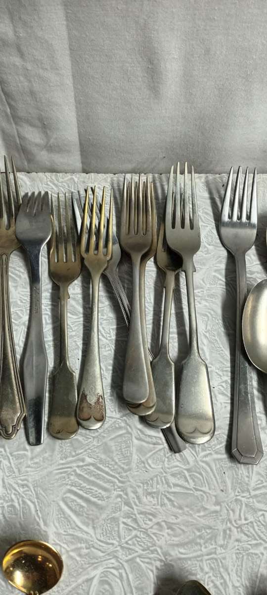 Mixed Vintage and Modern Cutlery Collection 105 ITEMS