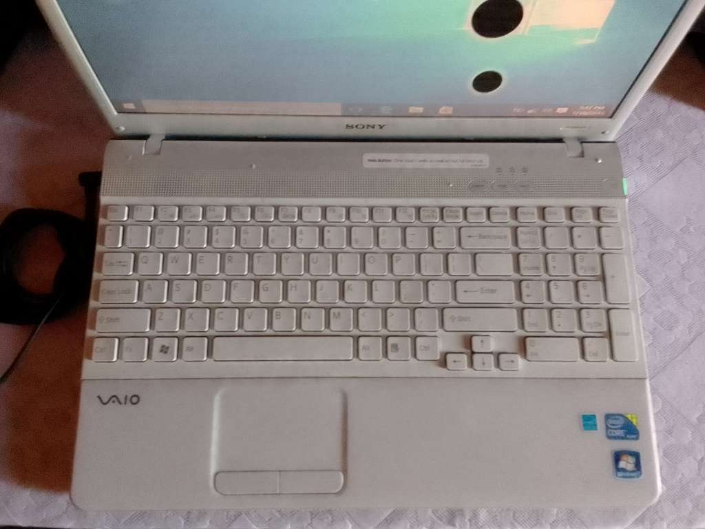 Sony Vaio PCG 71312L LAPTOP